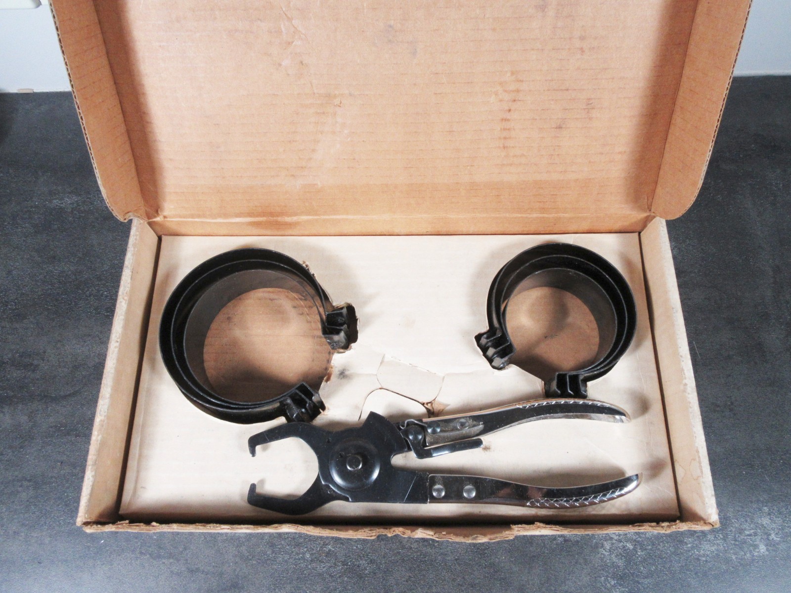 Snap On Blue Point RC980 Piston Ring Compressor Pliers Set 6 Clamps