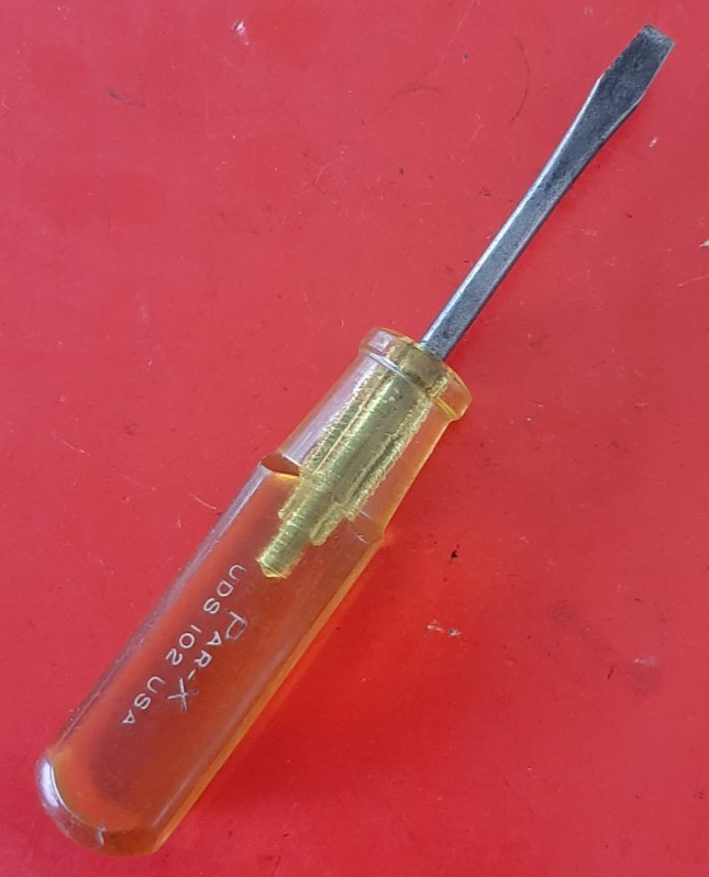 Vintage Par-X Flat Yellow Handle Slotted Screwdriver UDS-102 5.25” Long USA