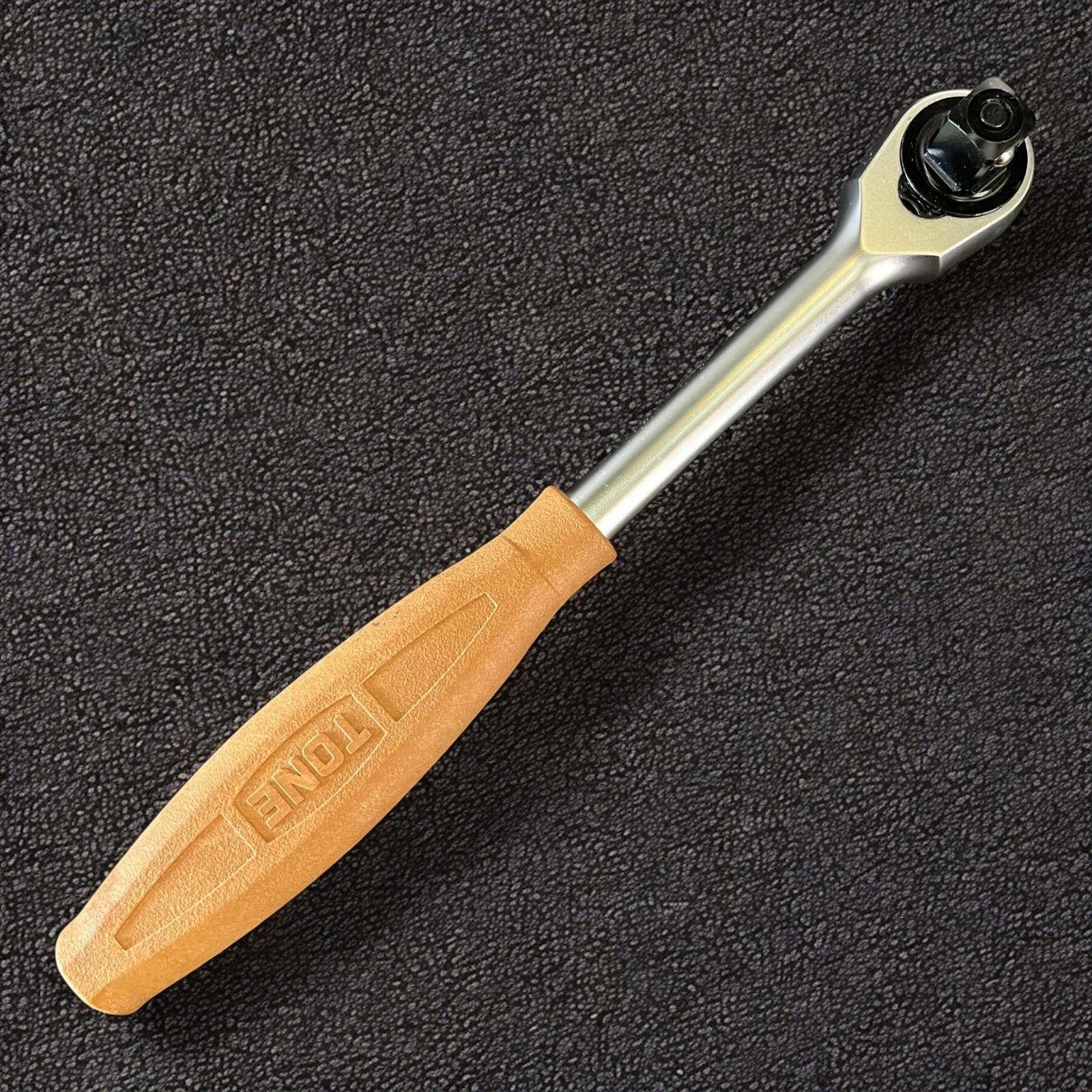 Tone RH4HGW Suberan 1/2″ drive ratchet with button 72-teeth | Made in Japan