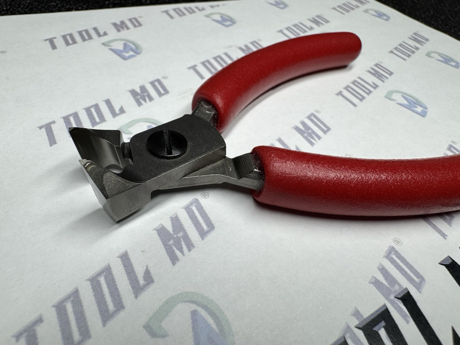 Snap-on Tools NEW RED Soft Grip P-Series Precision End Cutting Pliers P86145A
