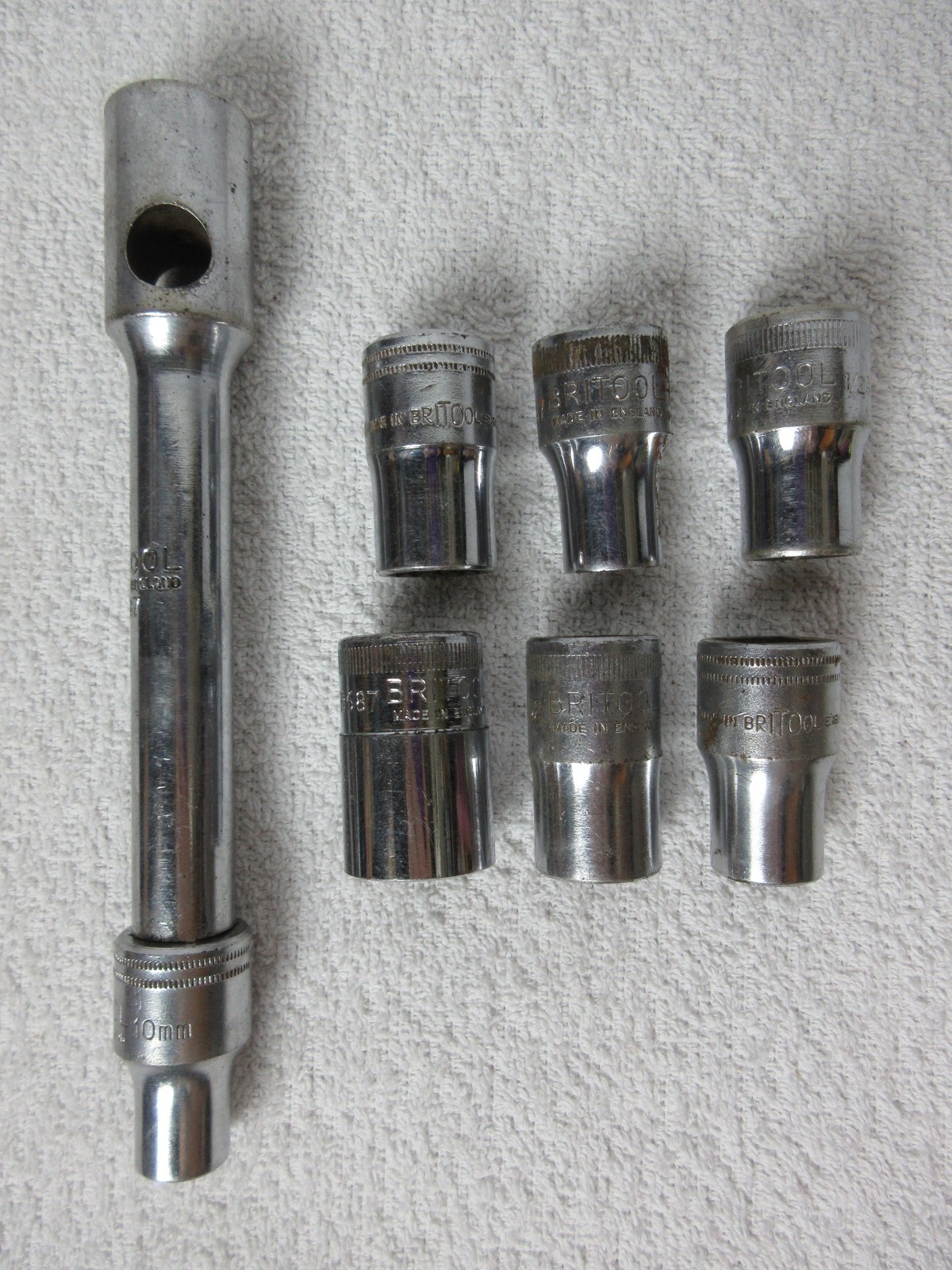 Britool 1/2″ Drive Sockets & Extension Bar, 7 Pieces, Metric and Imperial
