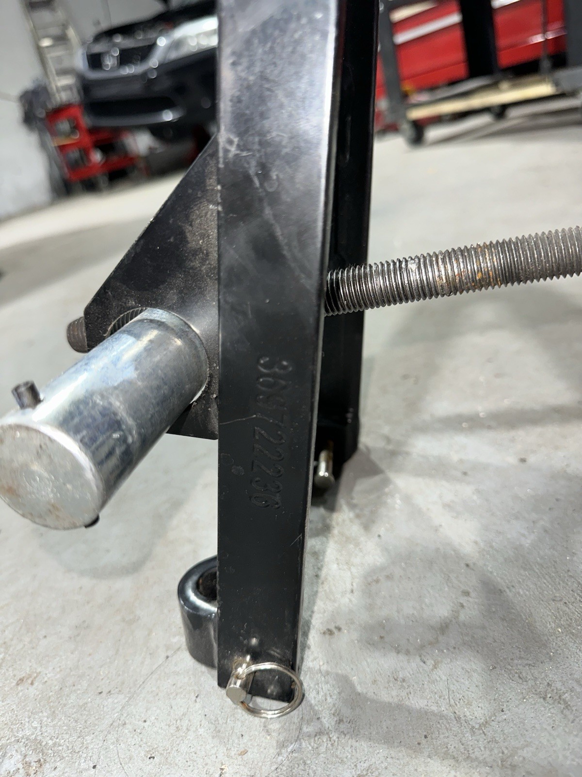 Coil Strut Spring Compressor and Remover Tool Heavy Duty Black