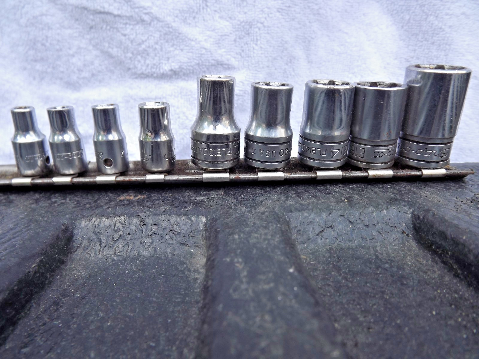 Snap-on FLE SERIES 9-Pc Combination Drive TORX® Shallow Socket Set (E5-E18)