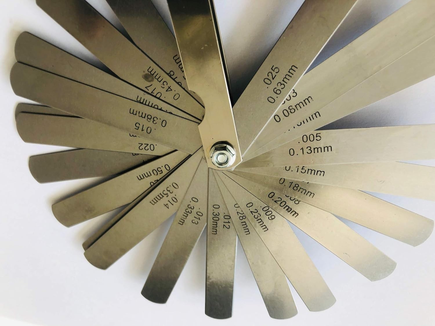 New 26 Blade Feeler Thickness Gauge 25 Leaf Blades 0.0015-0.025″ SAE & Metric