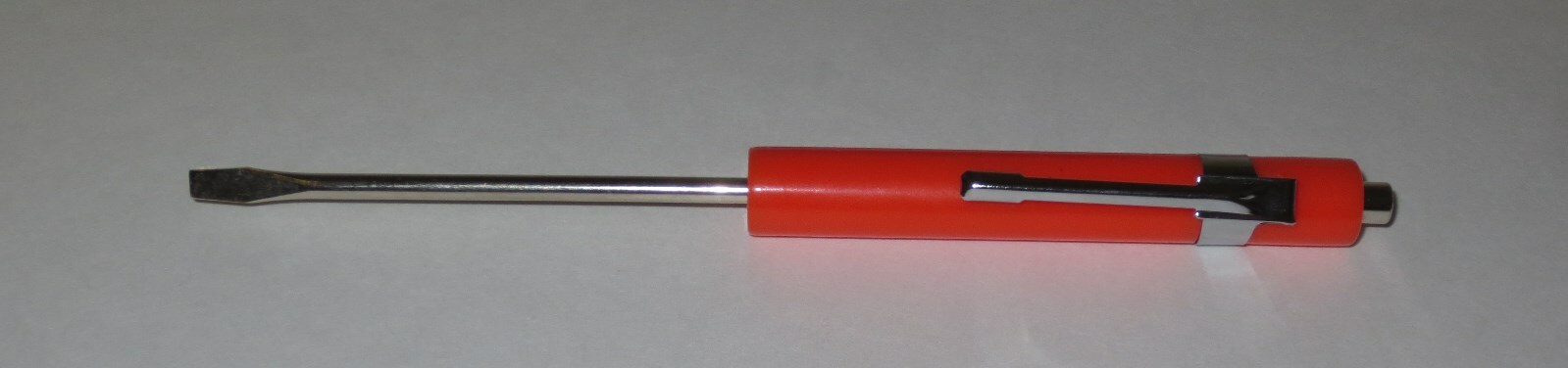 (5)FIVE Snap on ORANGE Pocket Screwdrivers, Flat Tip Screwdriver, Magnetic .NEW.