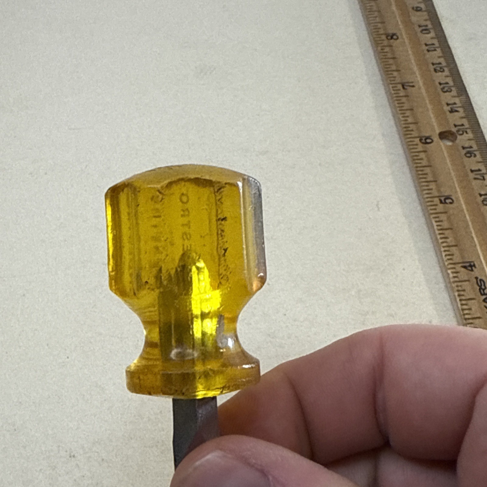 Vintage INDESTRO Amber 3721 Square Shank 1-1/4″ Stubby Flathead Screwdriver old