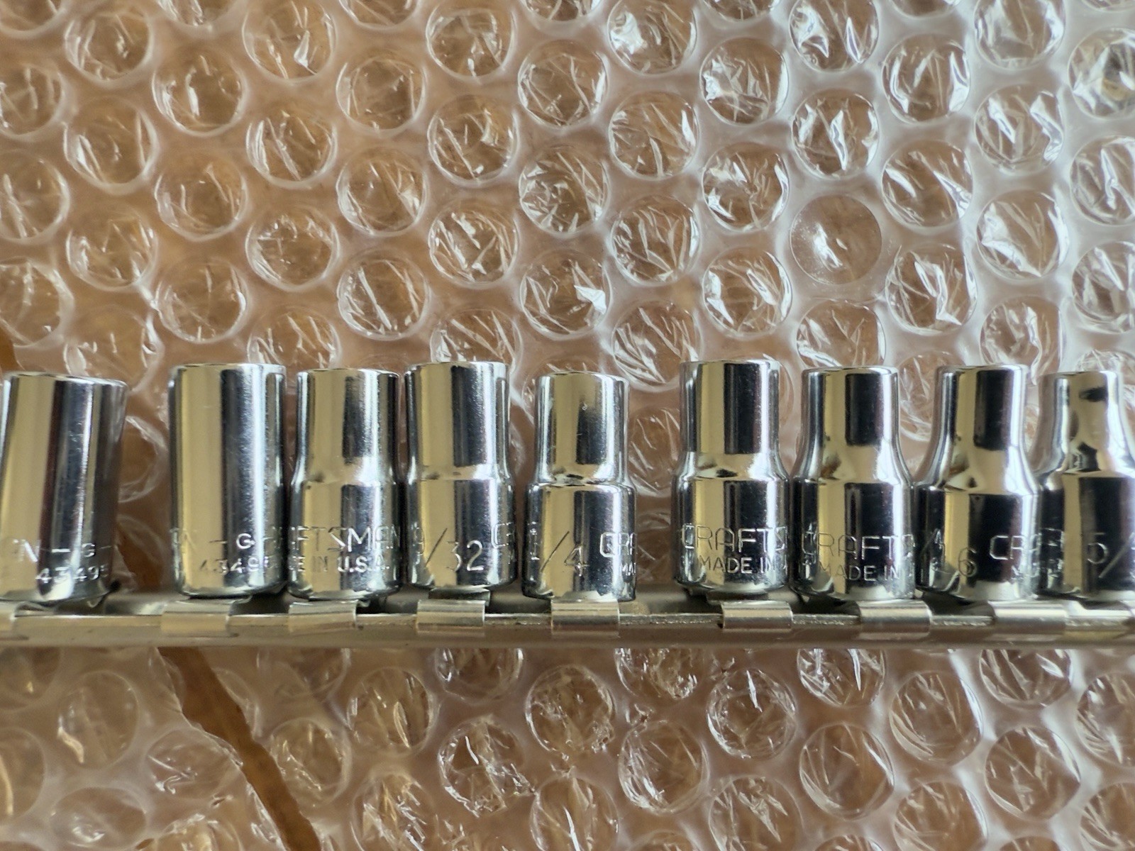 Craftsman G Series 1/4” Drive 6pt SAE 5/32” – 1/2” Socket Set w/ Craftsman Rail