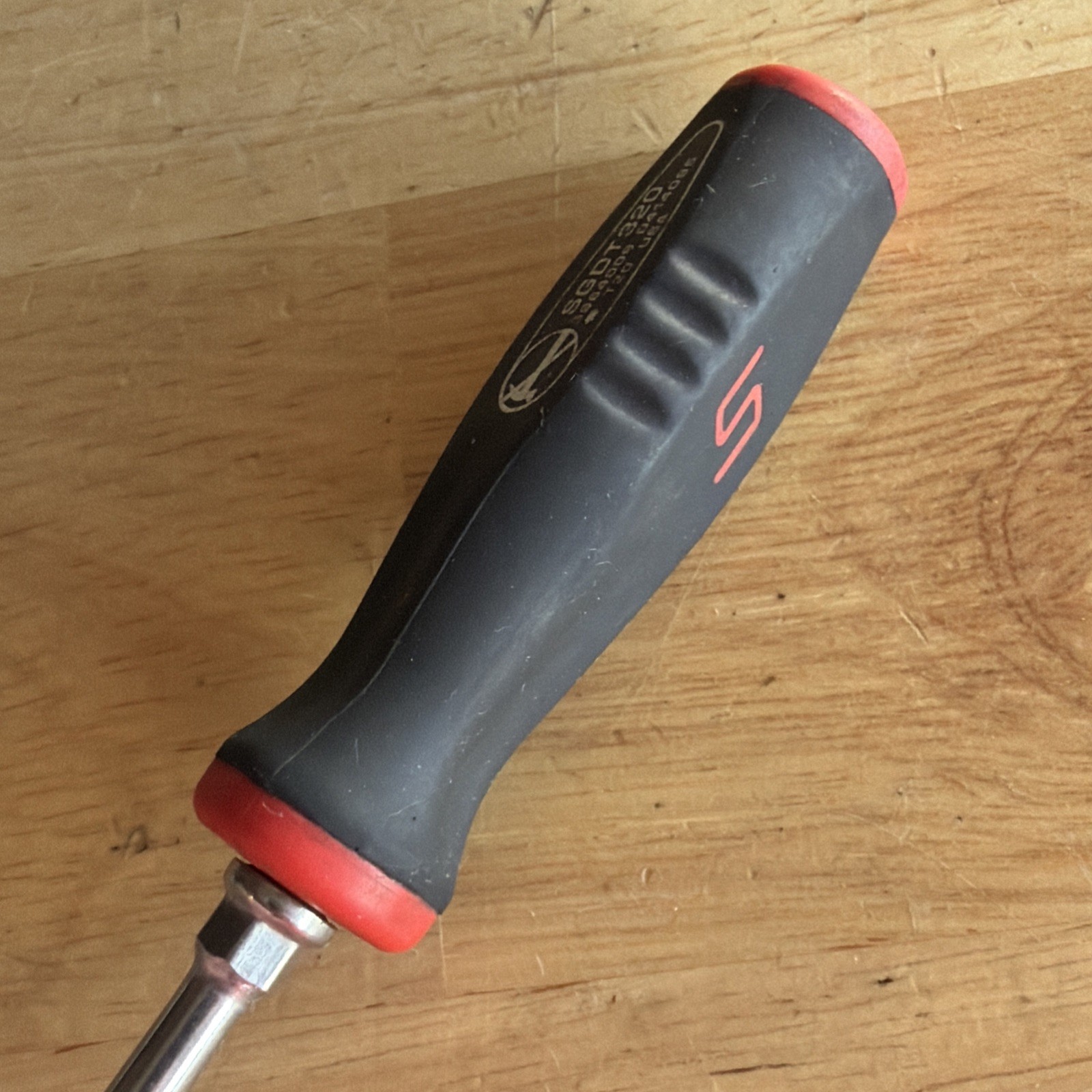 Snap On Tools Mini T20 Torx Driver Screwdriver Red Black Soft Grip SGDT320 USA