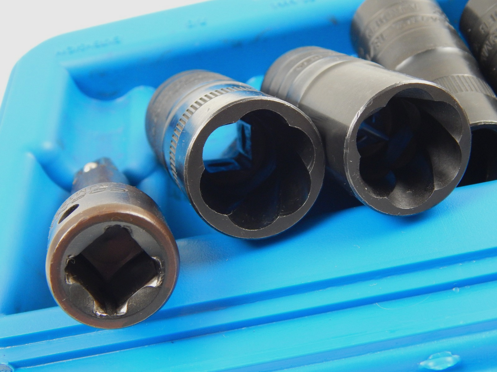 Cornwell 6 Piece Wheel Lug & Stripped Nut Flip Socket Set 1/2″ Drive – AJMDF6