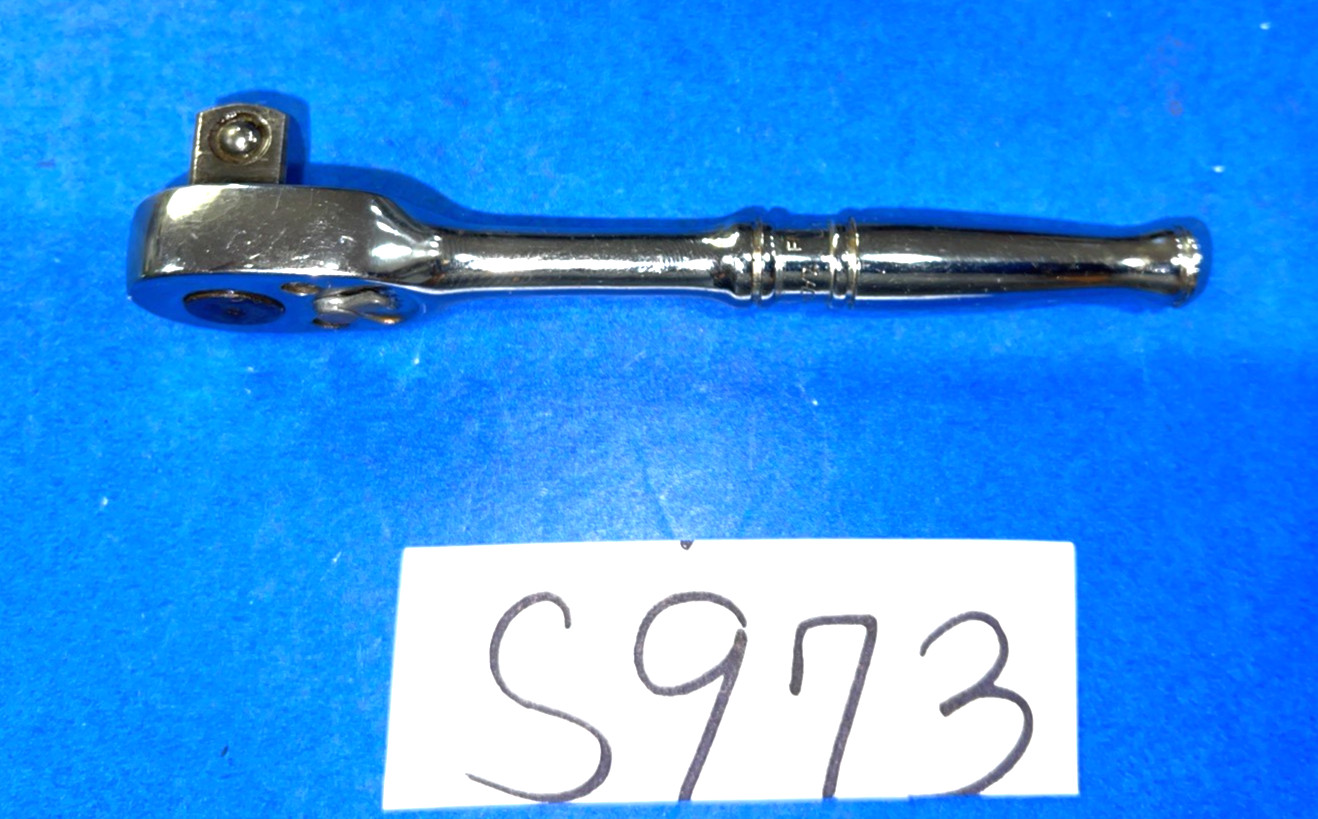 SNAP-ON TOOLS 3/8 DRIVE COMPACT HEAD RATCHET 4-3/8 INCHES LONG FM70A