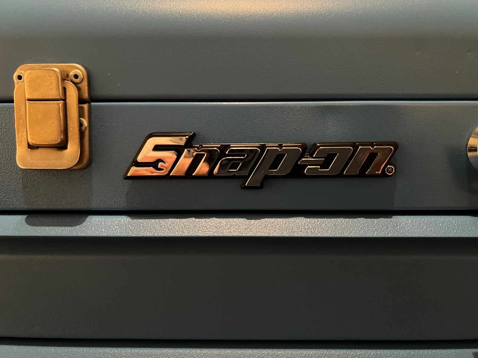 Snap On Tools METAL 3D Toolbox Roll Cab Chrome Badge Emblem Sticker Decal logo.