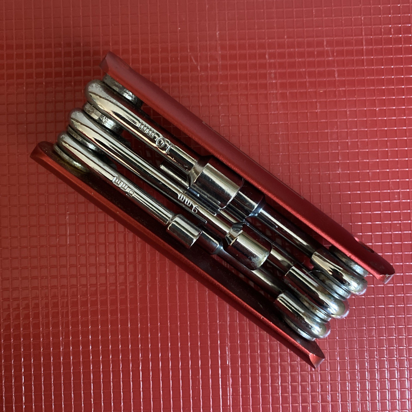 Craftsman MM 2238 AF 6 Pt. Metric Foldable Wrench Set 5,6,8,9,10,12 MM Aluminum