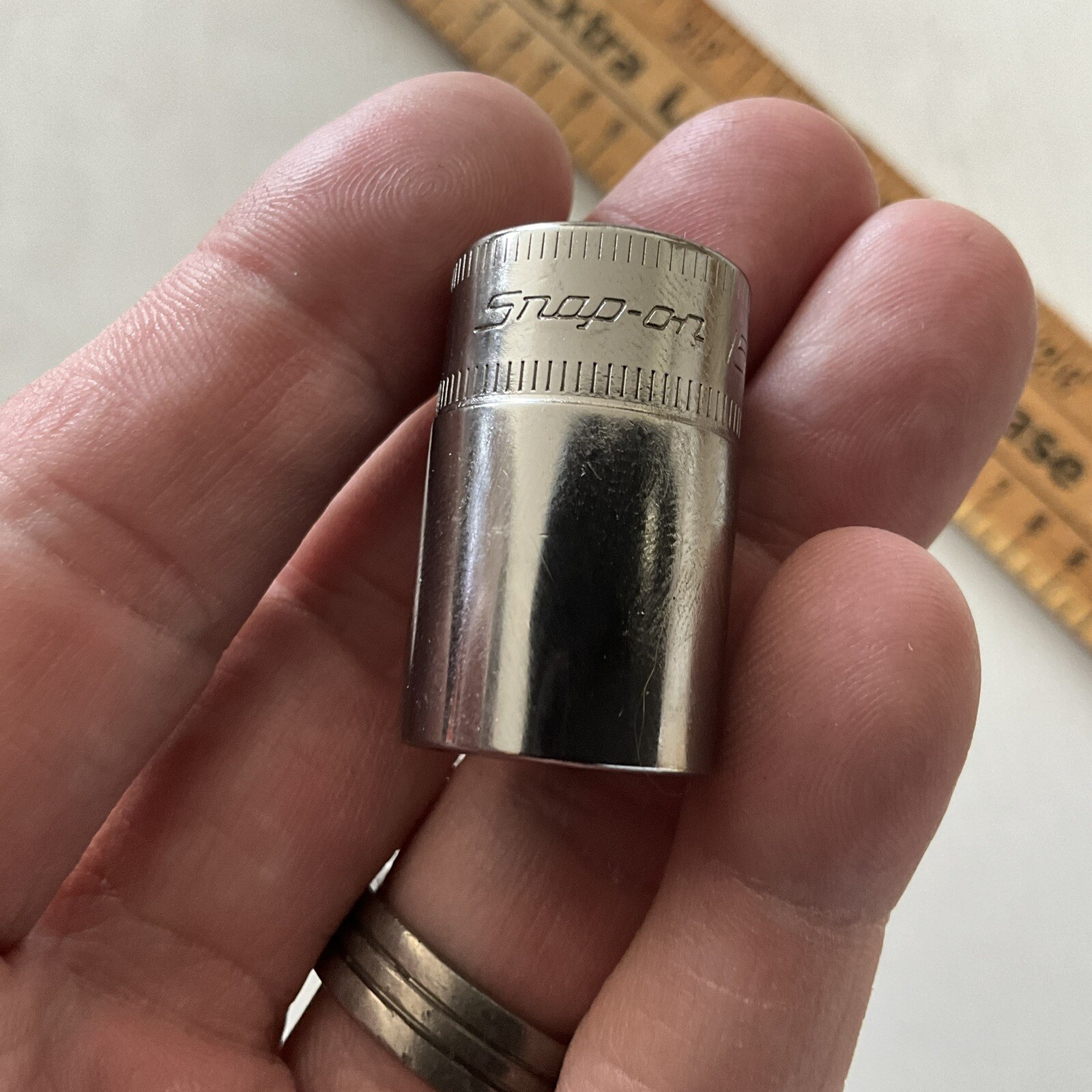 Snap-on tmms15 15mm 1/4″ drive metric semi deep 6 point socket
