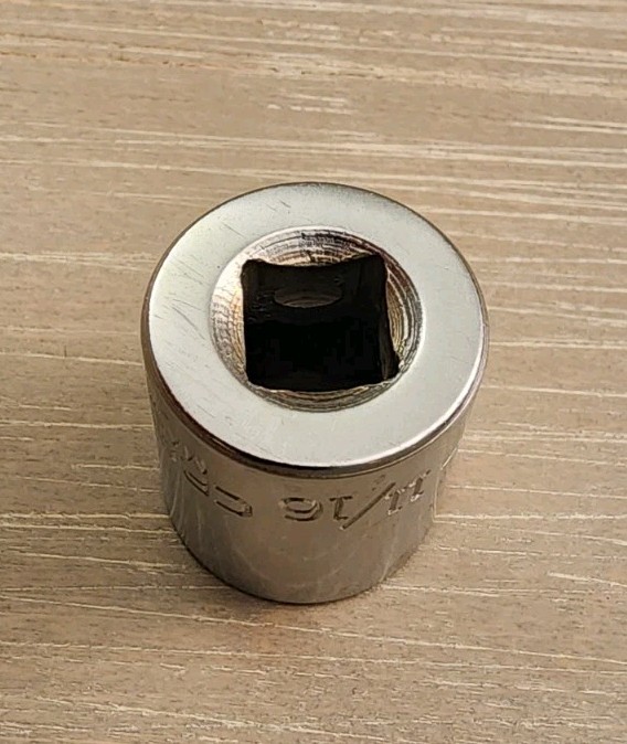 Craftsman USA 11/16″ Socket 12 Point 3/8” Drive VV 44336