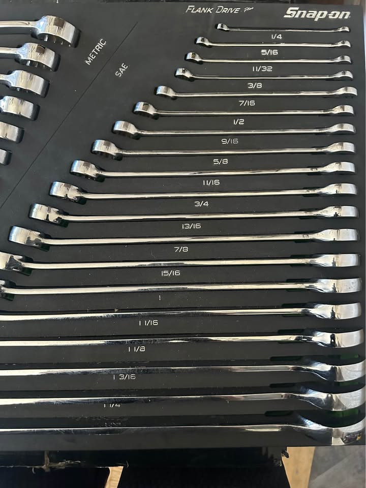 38 pc 12-Point Metric/SAE Flank Combination Wrench Master Set with Organization