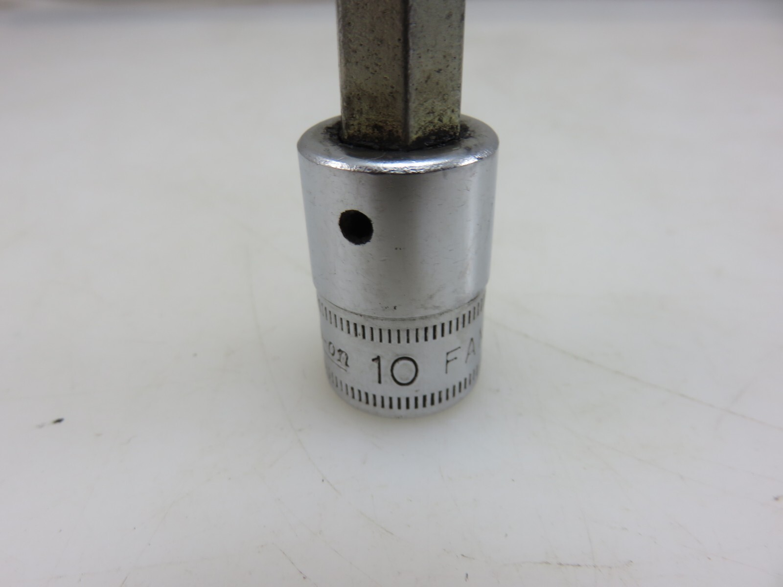 Snap-On FAML10 10mm METRIC Hex Bit Socket Driver 6″ Long 3/8″ Drive