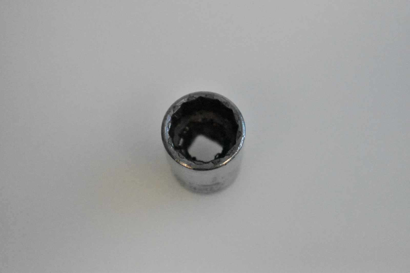 Snap On Tools F161 1/2″ SAE Flank Drive Shallow Socket 3/8″ Drive 12 Point USA