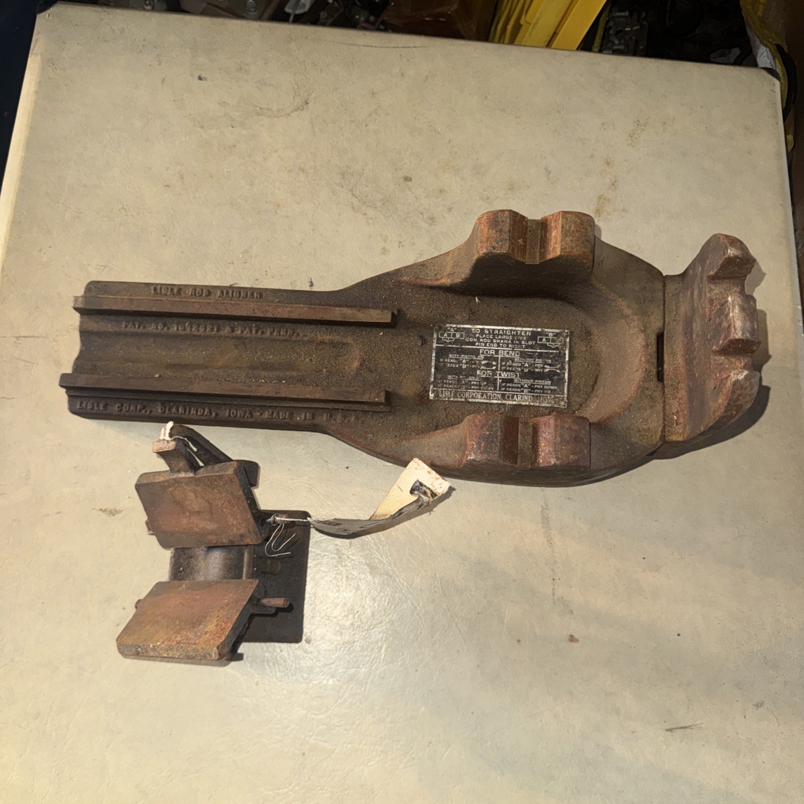 1932 LISLE CORP PISTON & CONNECTING ROD ALIGNER TOOL KR WILSON