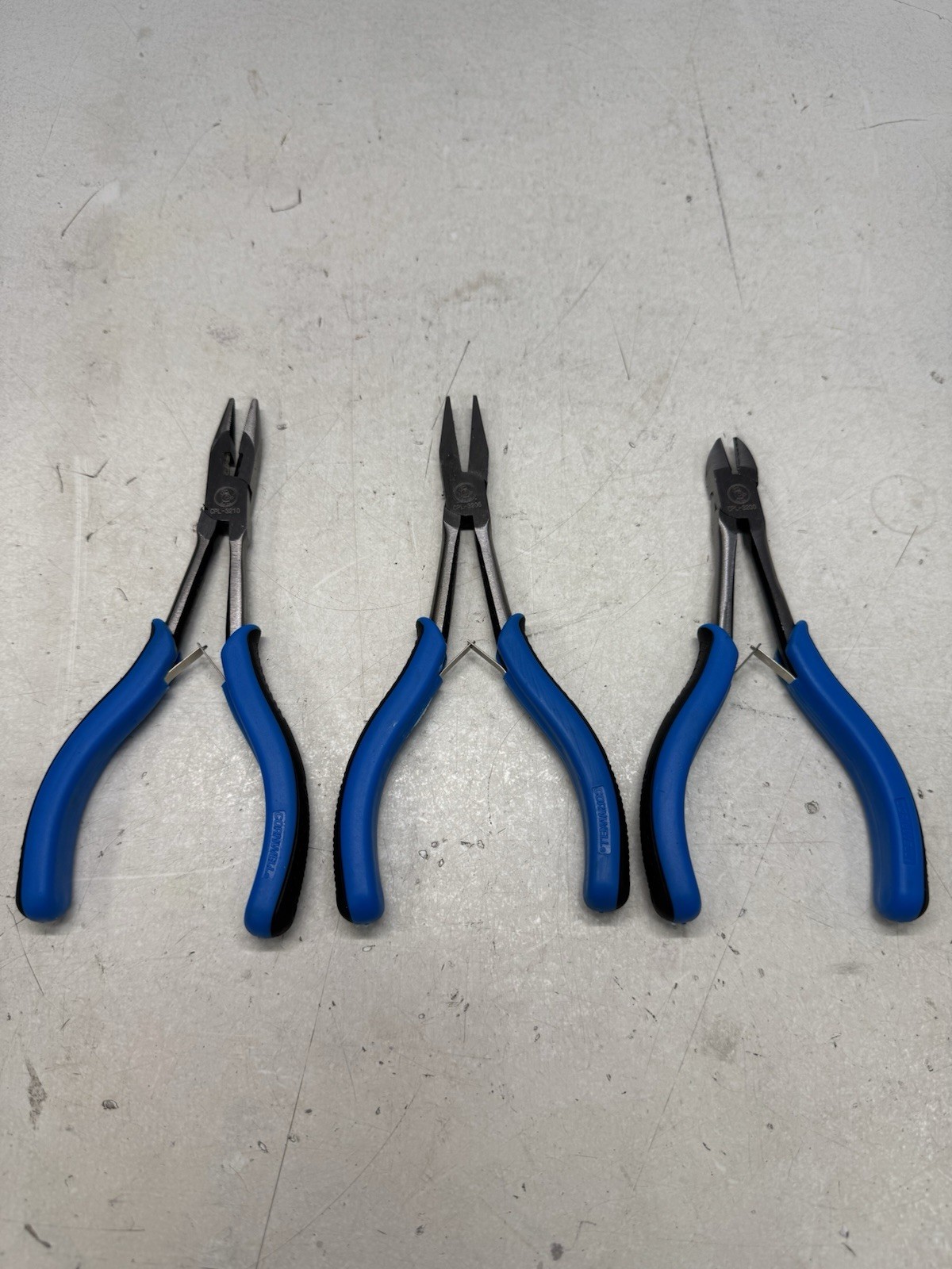 Cornwell Tools 8 Piece CPL304 8 Piece Deluxe All Purpose Pliers Set in Tray