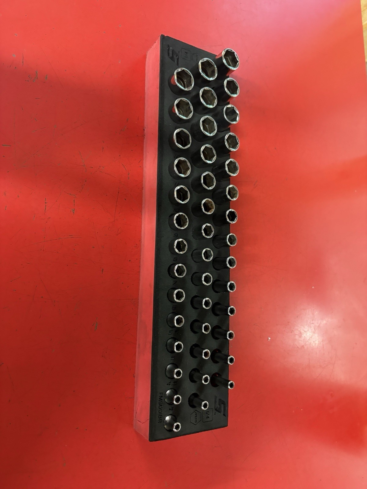 Snap-On Tools 42pc 1/4″ Drive 6-Point Metric Foam Socket Set