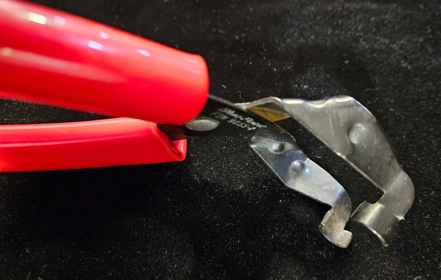 Blue-Point USA Red Fuel Line Disconnect Tool Pliers FIH9055-2