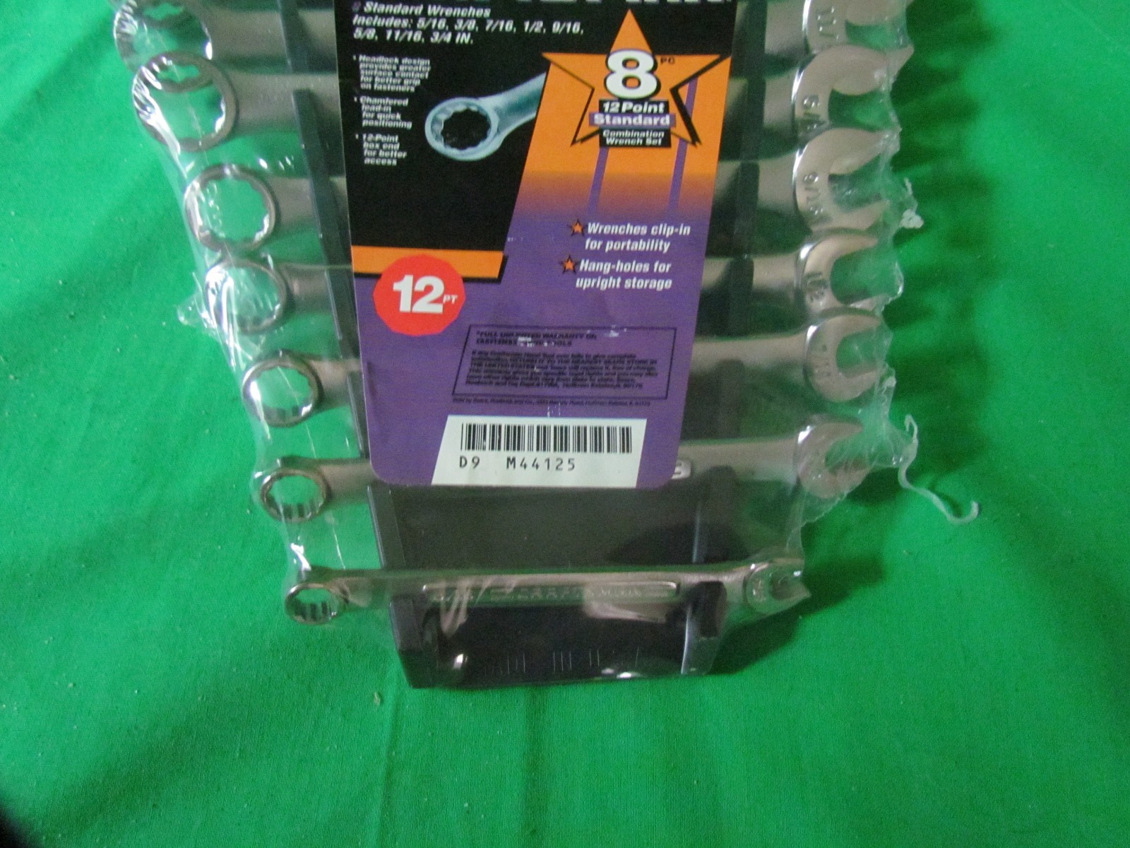 CRAFTSMAN #944125 8 PC 12 PT SAE 5/16″-3/4″ COMBO WRENCH SET W/RACK New Sealed