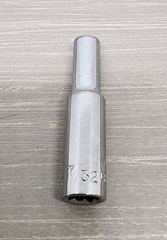 Craftsman 7/32″ Deep Well Socket 12 Point 1/4″ Drive S-AD 43591