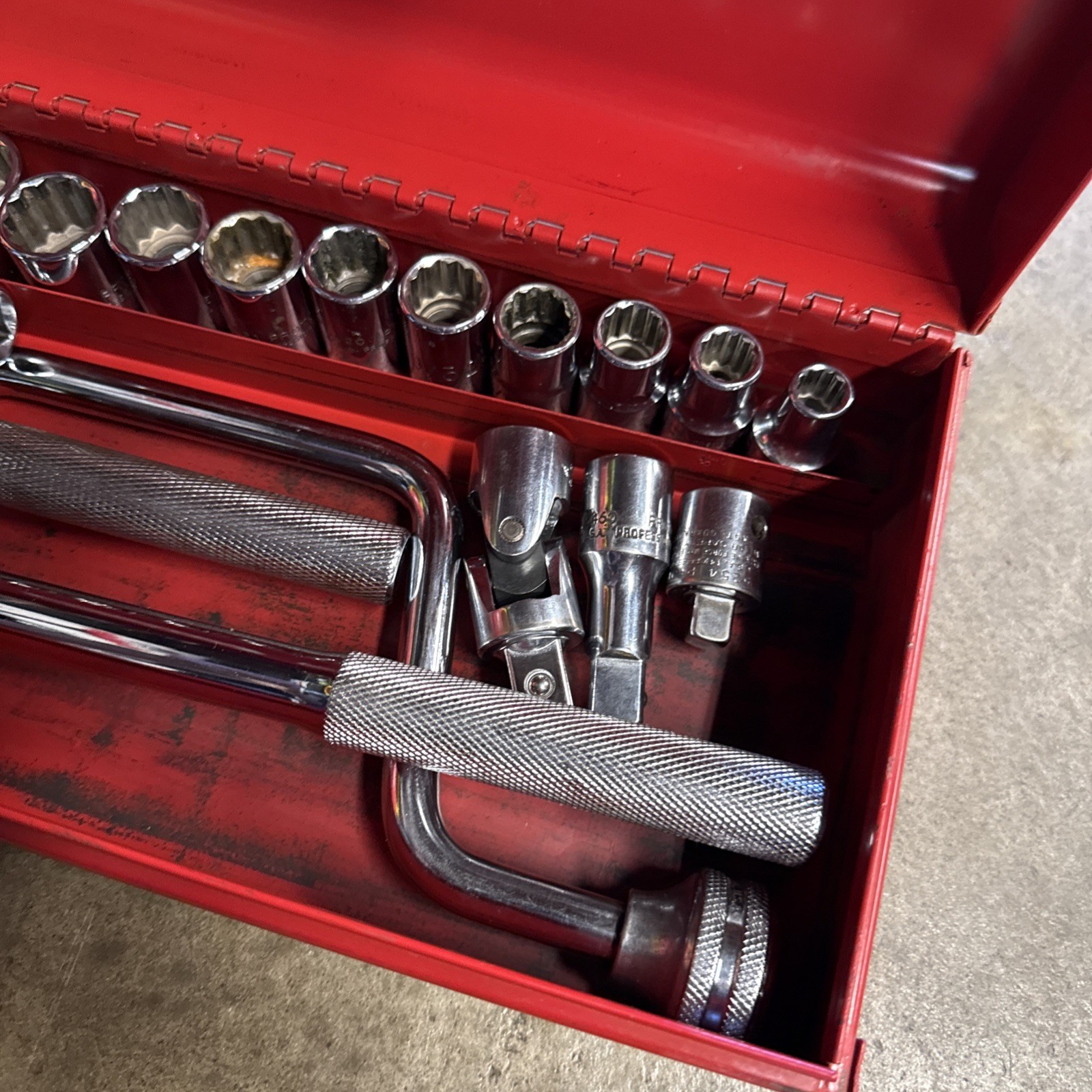 26 pc. PROTO TOOLS 1/2” DRIVE PROFESSIONAL SAE SOCKET SET 12-POINT +METAL CASE