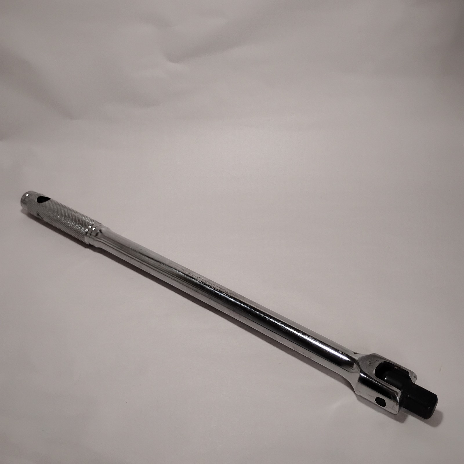 MIT MECHANIC’S CR-V 1/2″ drive 16″ Breaker Bar. W/Surface Rust On The drive.