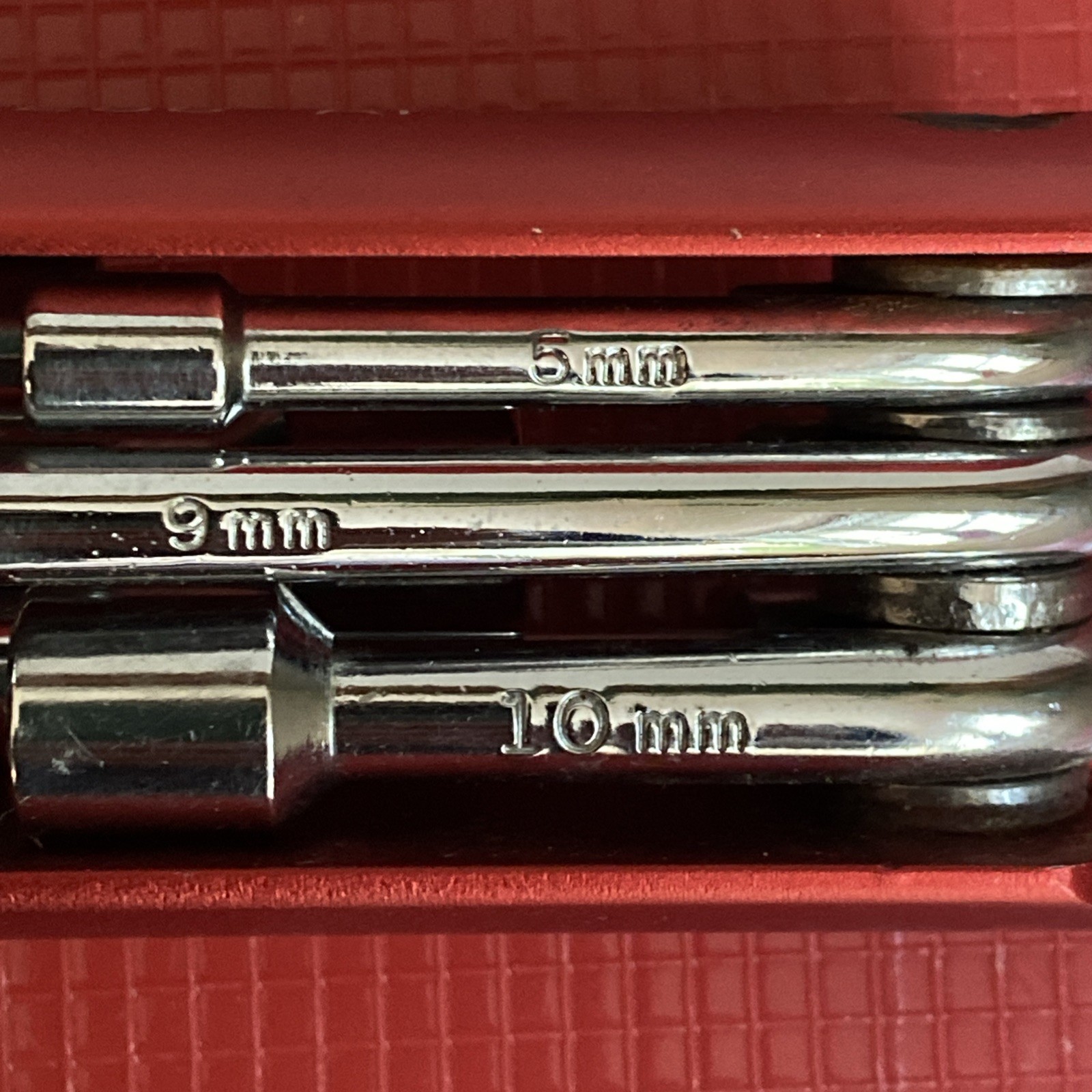 Craftsman MM 2238 AF 6 Pt. Metric Foldable Wrench Set 5,6,8,9,10,12 MM Aluminum