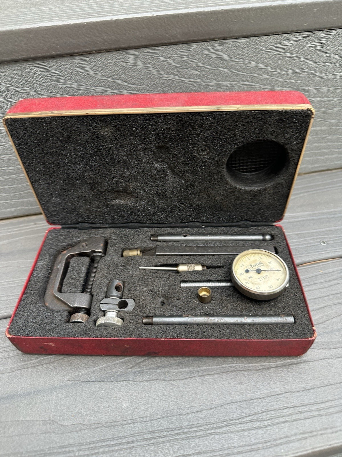 CENTRAL TOOLS No. 200 –  DIAL INDICATOR MEASURING SET W/CASE *MINT*