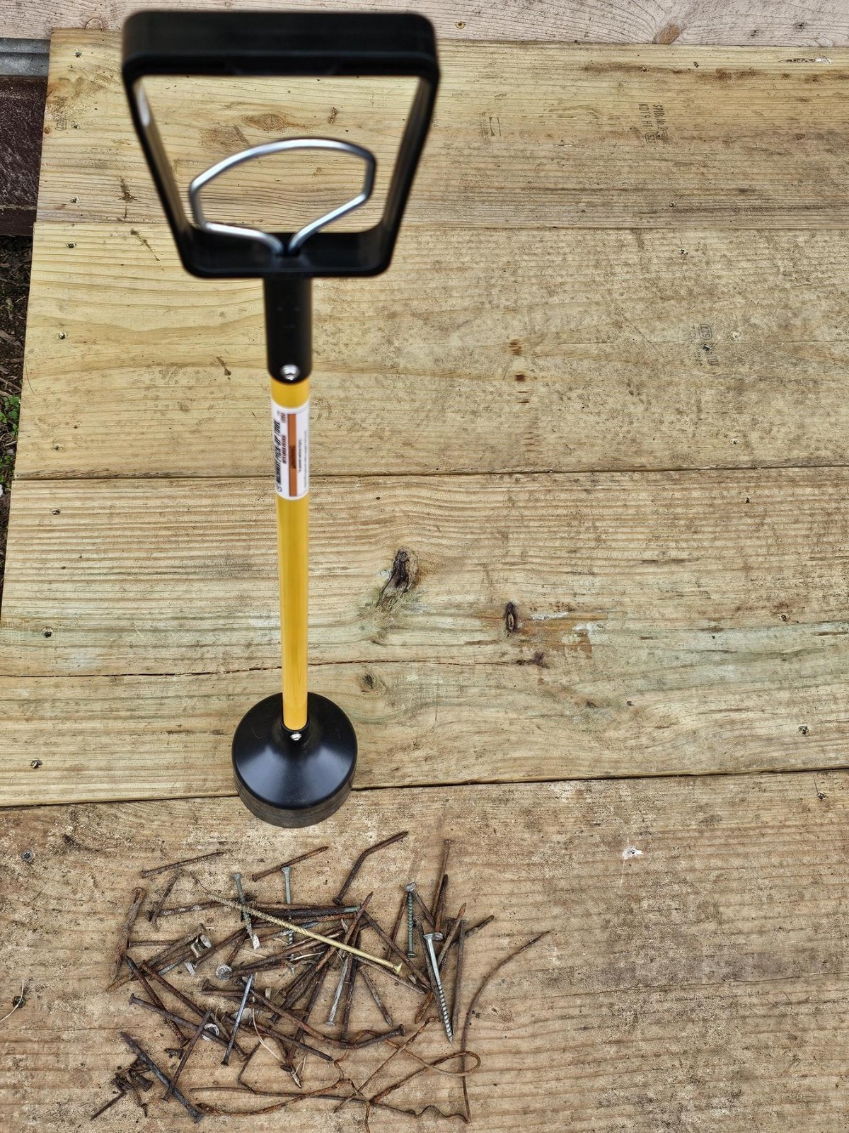 Long Reach Magnetic Pickup Tool Stick Quick Release Lever Ferrous Metal Pick Up