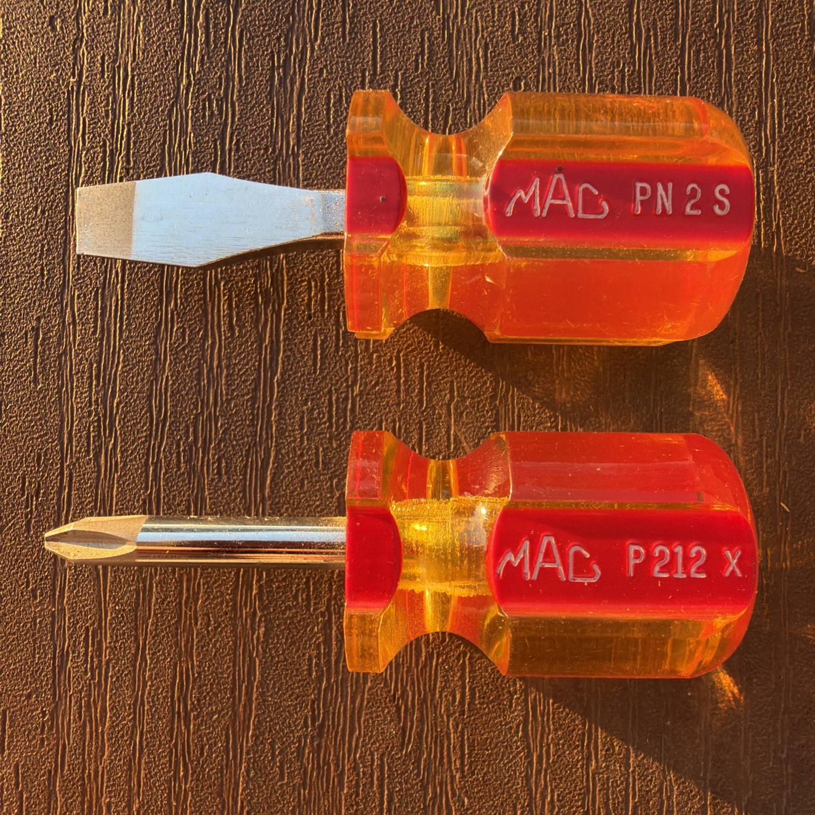 VTG MAC Tools Phillips & Flathead Tip Screwdriver Clear Amber Red Stubby Short