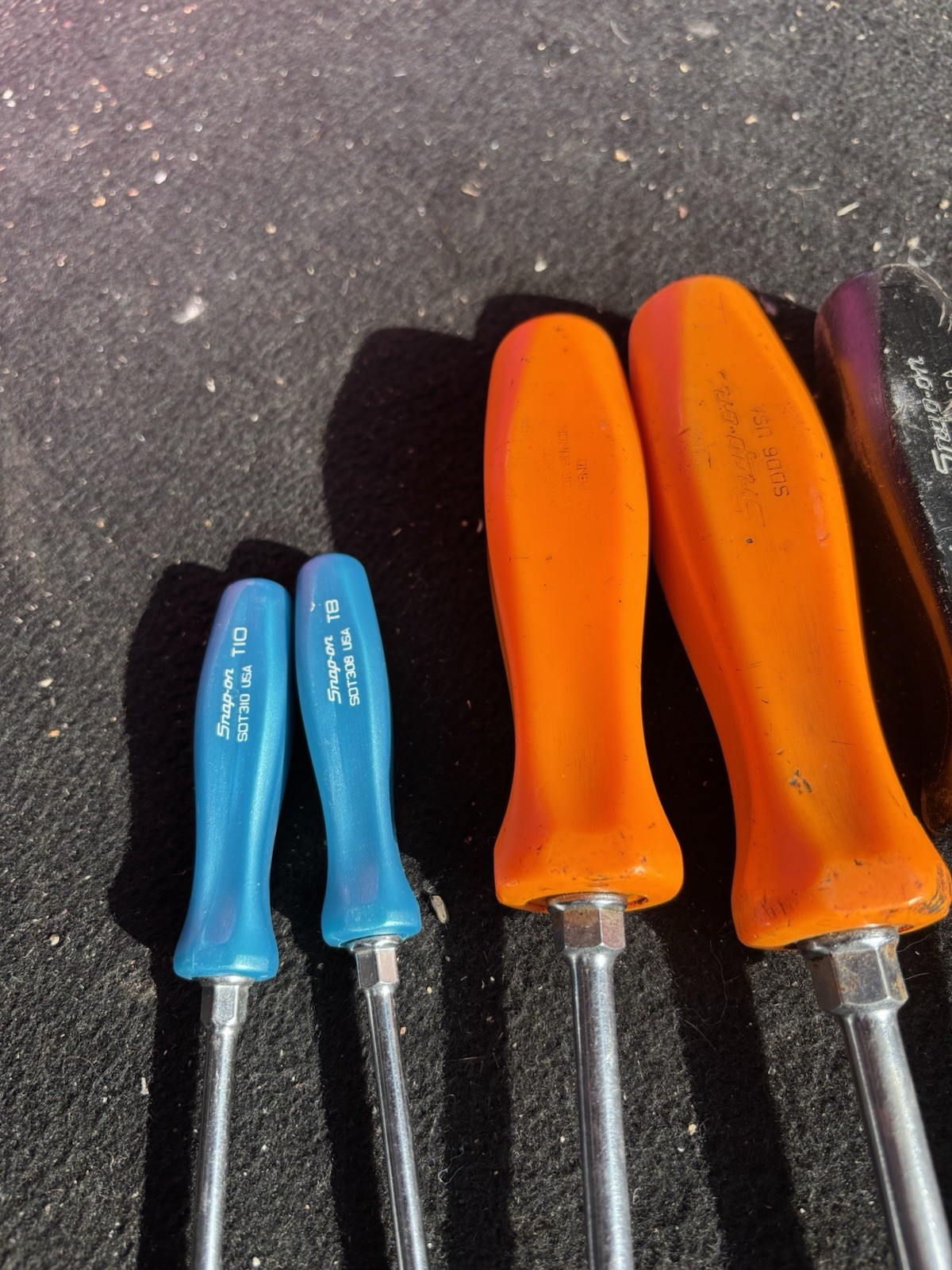 Snap On Tools Screwdrivers A Lot 5 Screwdrivers SDT SSD6 SSD4 Used Condition!