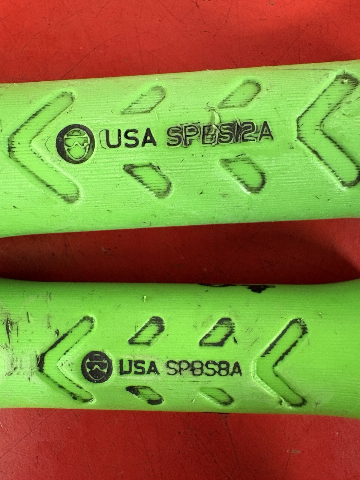 Snap-on Tools USA Green Hard Grip Striking Prybar Set SPB set of 2