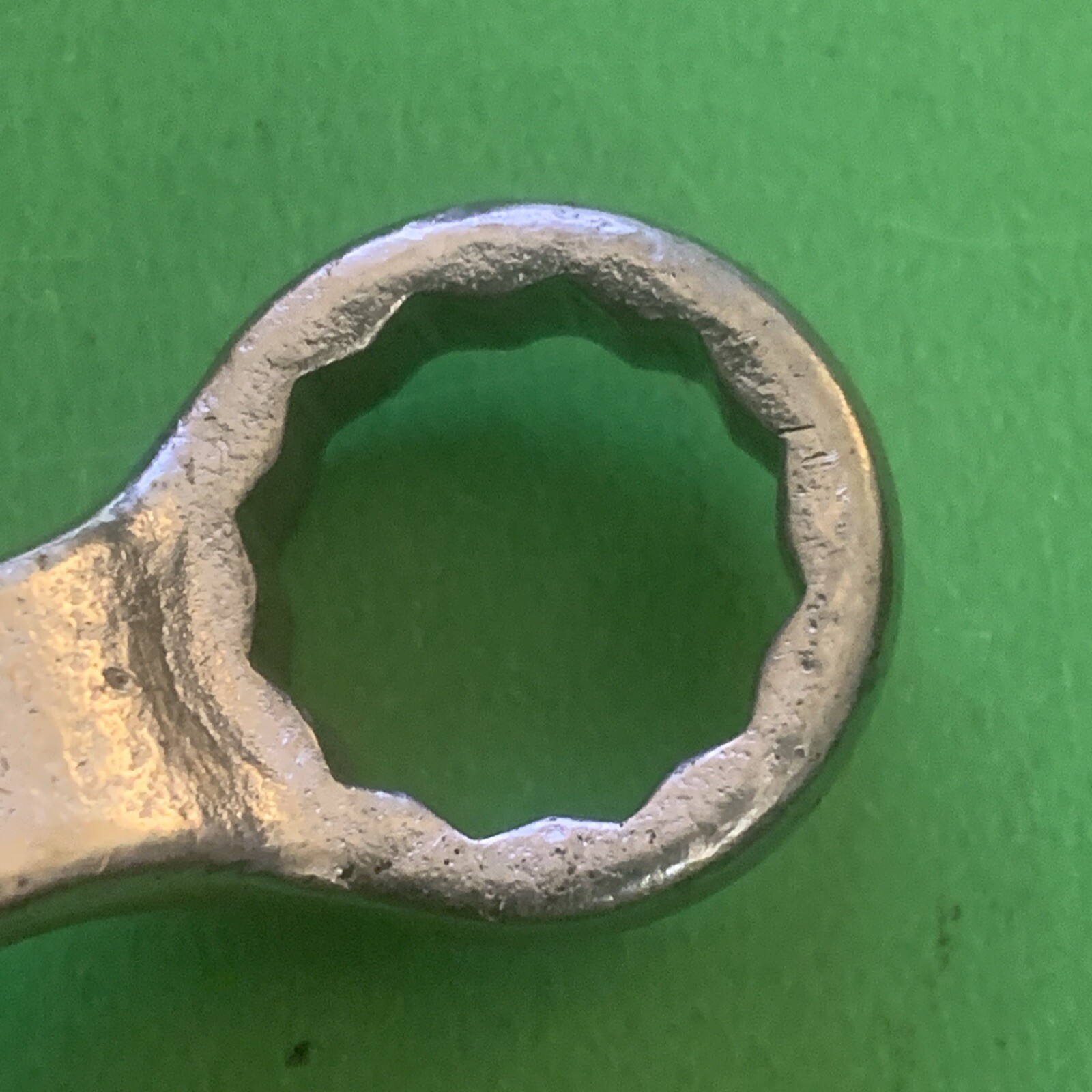 Mac Hand Tools USA 12 Point SAE Size 1/2″ x 9/16″ Offset Box Wrench BL1618