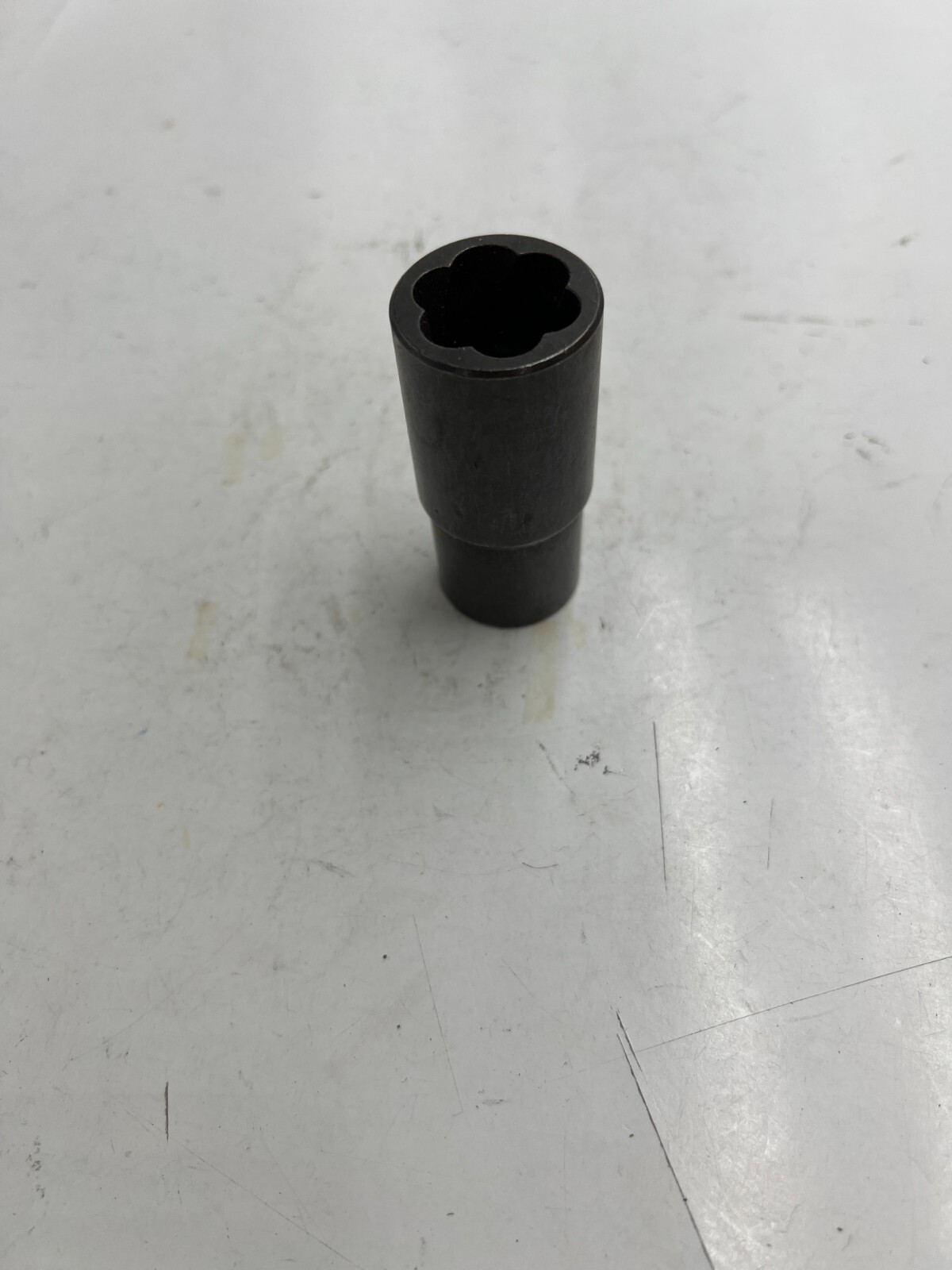 Pack of 2 – LTI Tools Twist Socket Lugnut Removal System LT-4300, Black