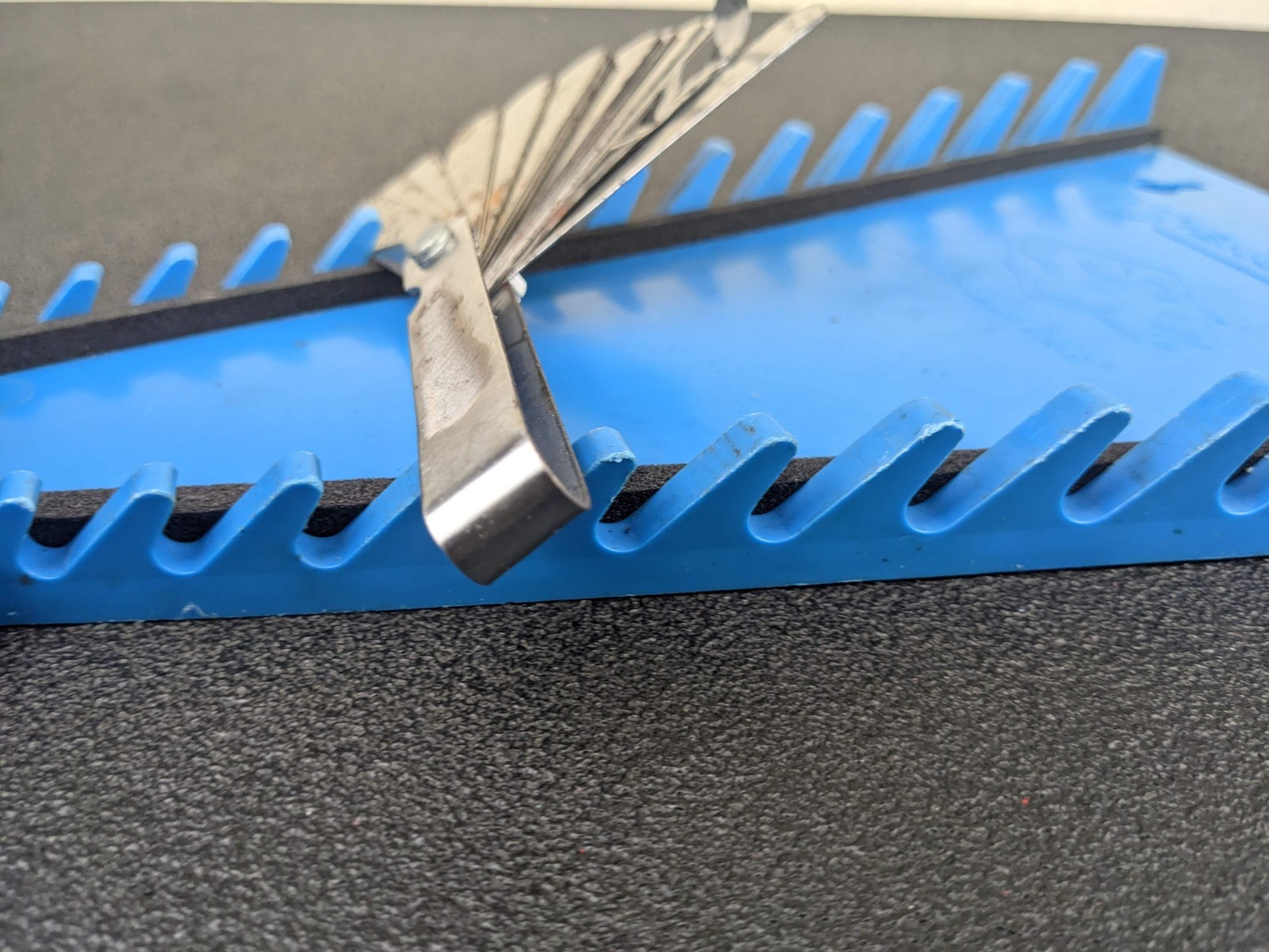 #bl774 Blue Point FB325A Feeler Gauge Set 25 Blades Inches SAE Metric USA