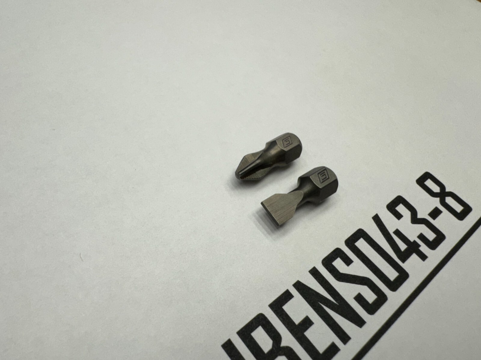 Snap-on Tools NEW 2pc 1/4″ Hex Phillips & Flat Head Stubby Low Profile Bit Set