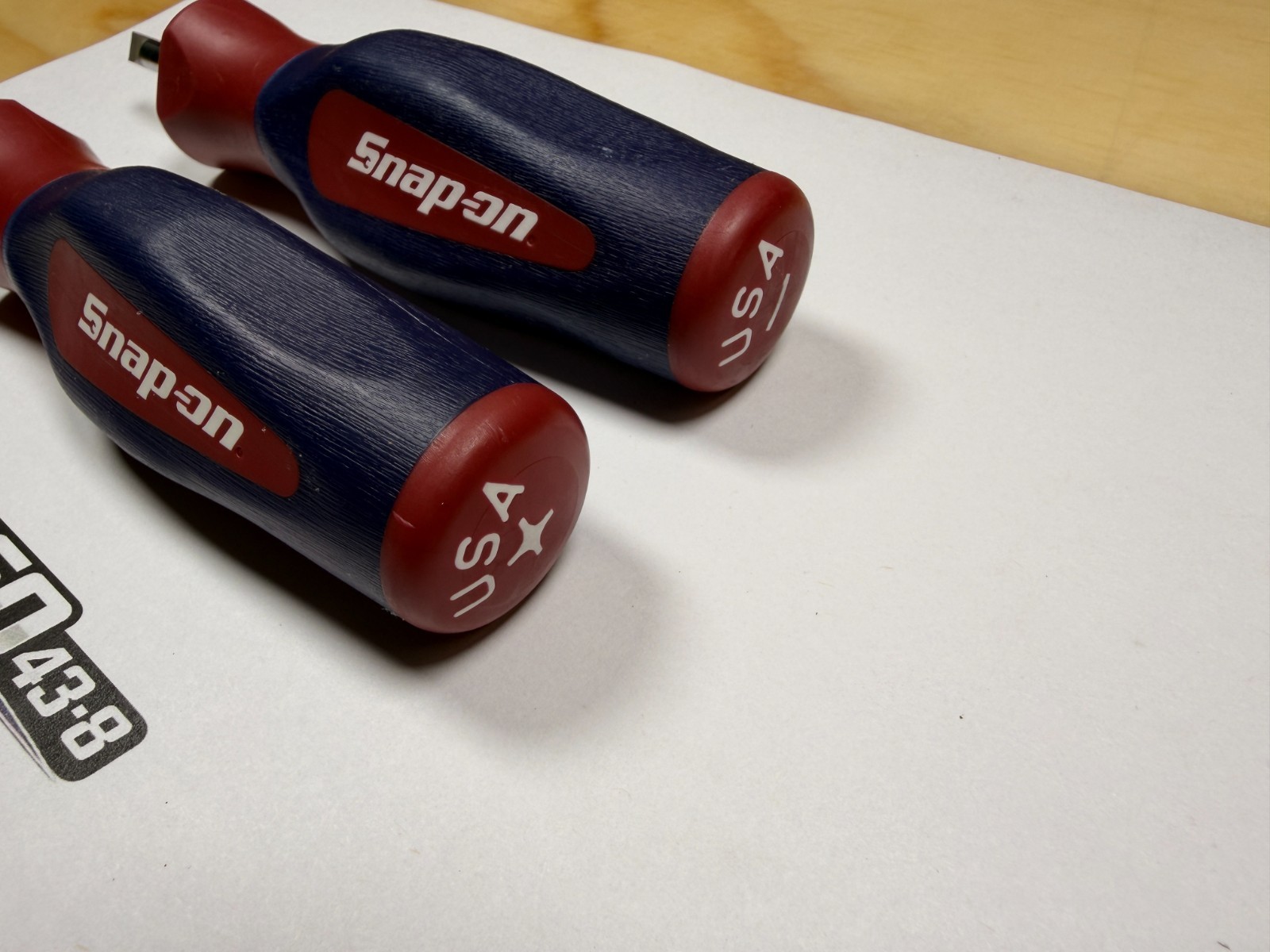 Snap-on Tools RARE RED WHITE BLUE 2pc Hard Grip Instinct Stubby Screwdriver Set