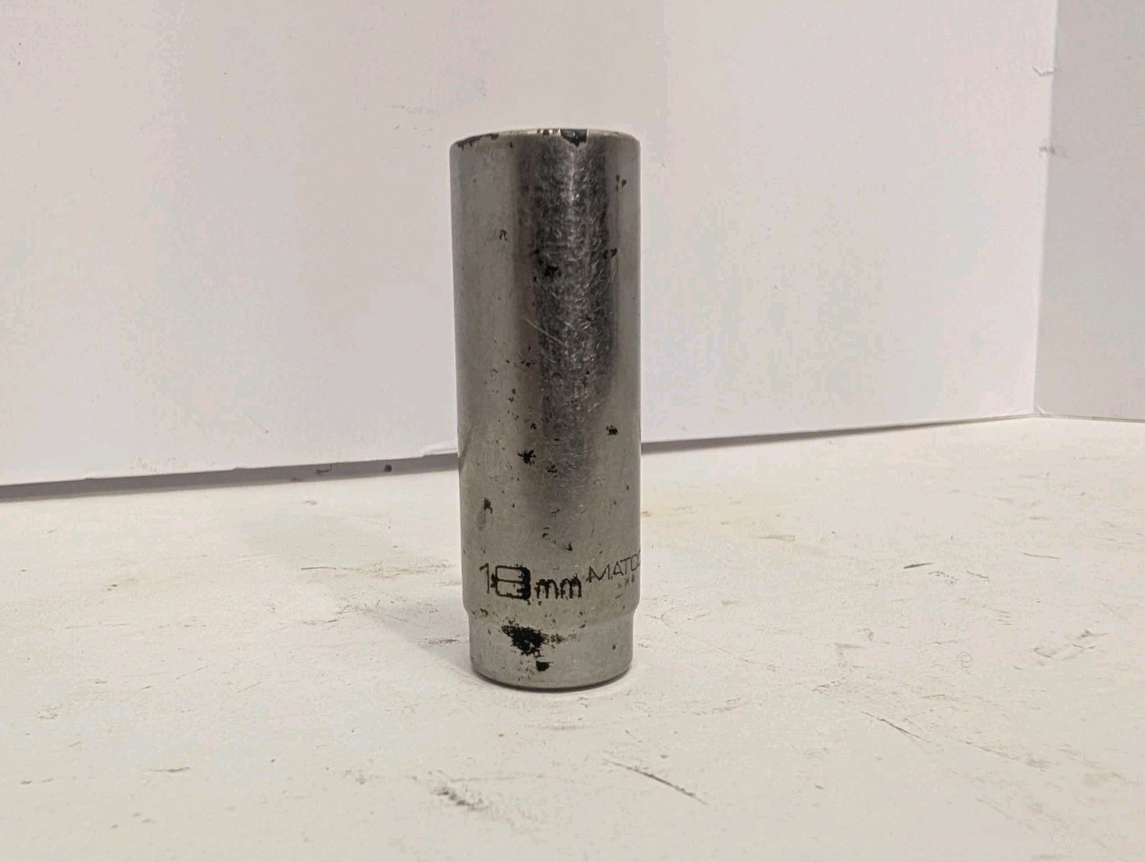 Matco Tools BD18M6 3/8 Inch Drive 18mm 6 Point Deep Socket