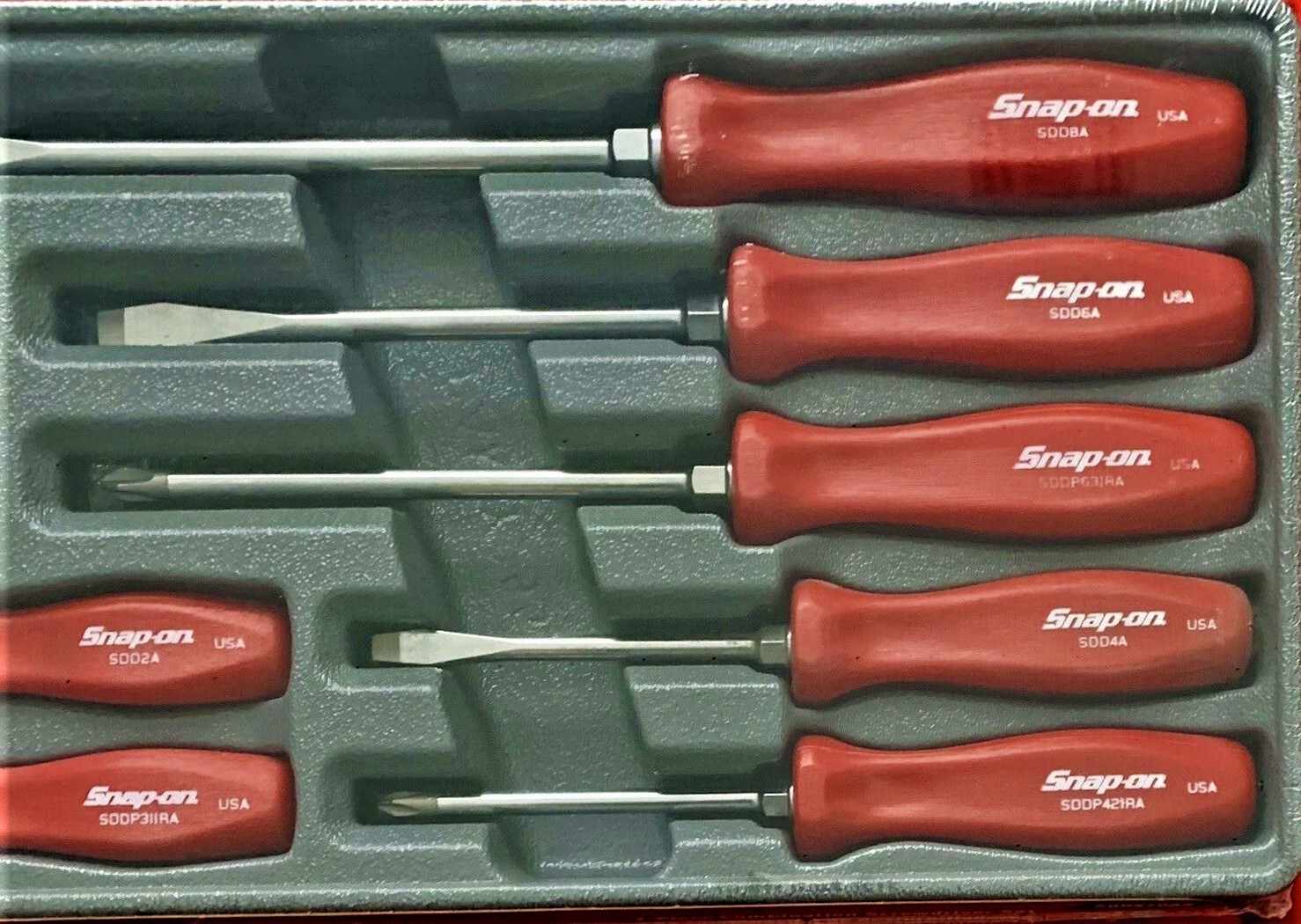 *NEW* Snap On Screwdriver Set, Combination 7 Pcs. *RED HARD HANDLES* SDDX70AR