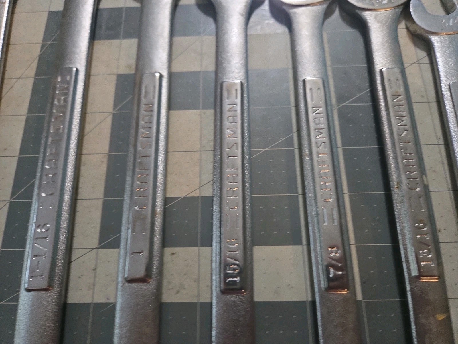 10 Pc Craftsman VV & VA Series 12-Point Combination Wrench Set 5/8″ To 1 1/4″