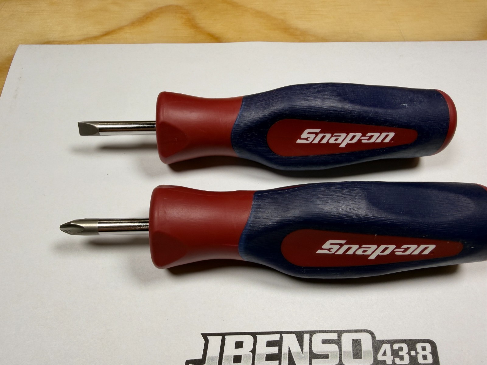Snap-on Tools RARE RED WHITE BLUE 2pc Hard Grip Instinct Stubby Screwdriver Set