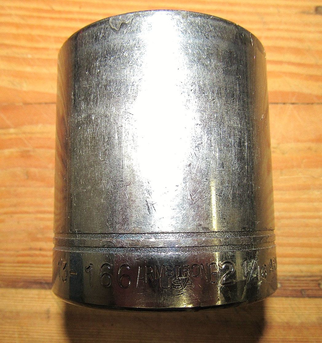 2-1/16″ Socket 12-point 3/4″ Drive ARMSTRONG #13-166 IN GOOD CONDITION