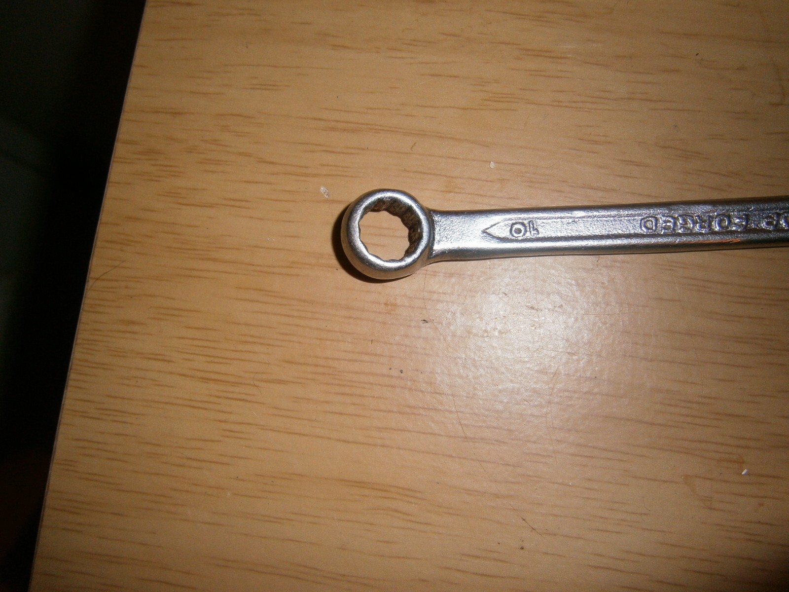 Vintage silver tone spanner. 10 mm both ends (E6b)