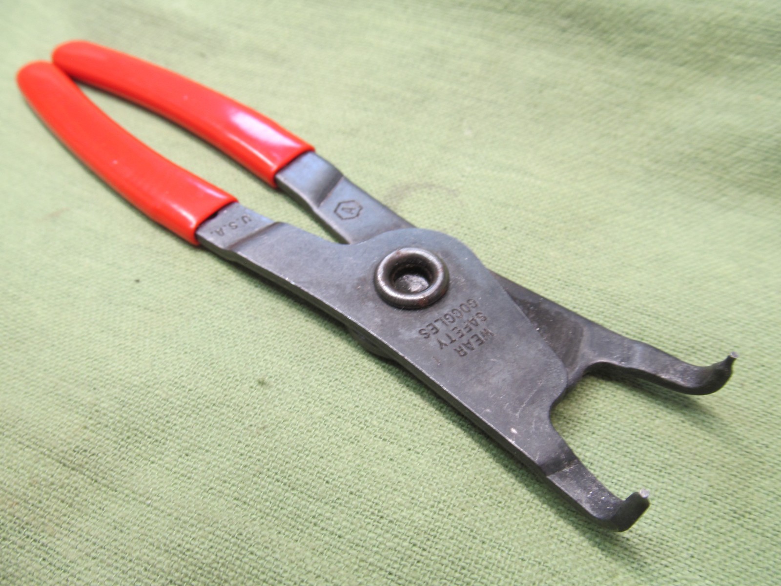 Pair of USA Made Snap Ring Pliers – 6″ External PROTO & 5.5″ Internal MILBAR