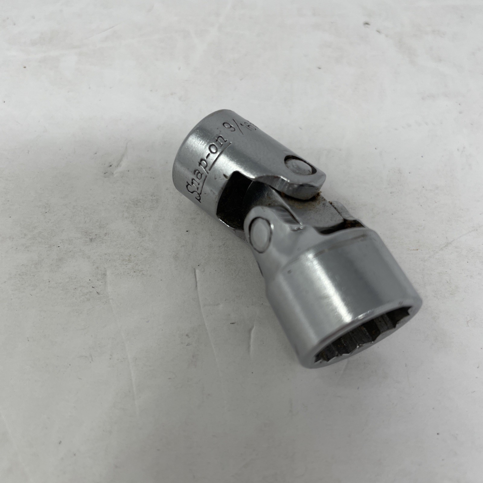 Snap On FVU18 3/8 Inch Drive 9/16”, 12 Point Swivel Socket