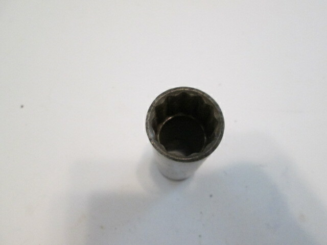Snapon 1/2″ drive 11/16″ 12 point Deep Socket SVS221