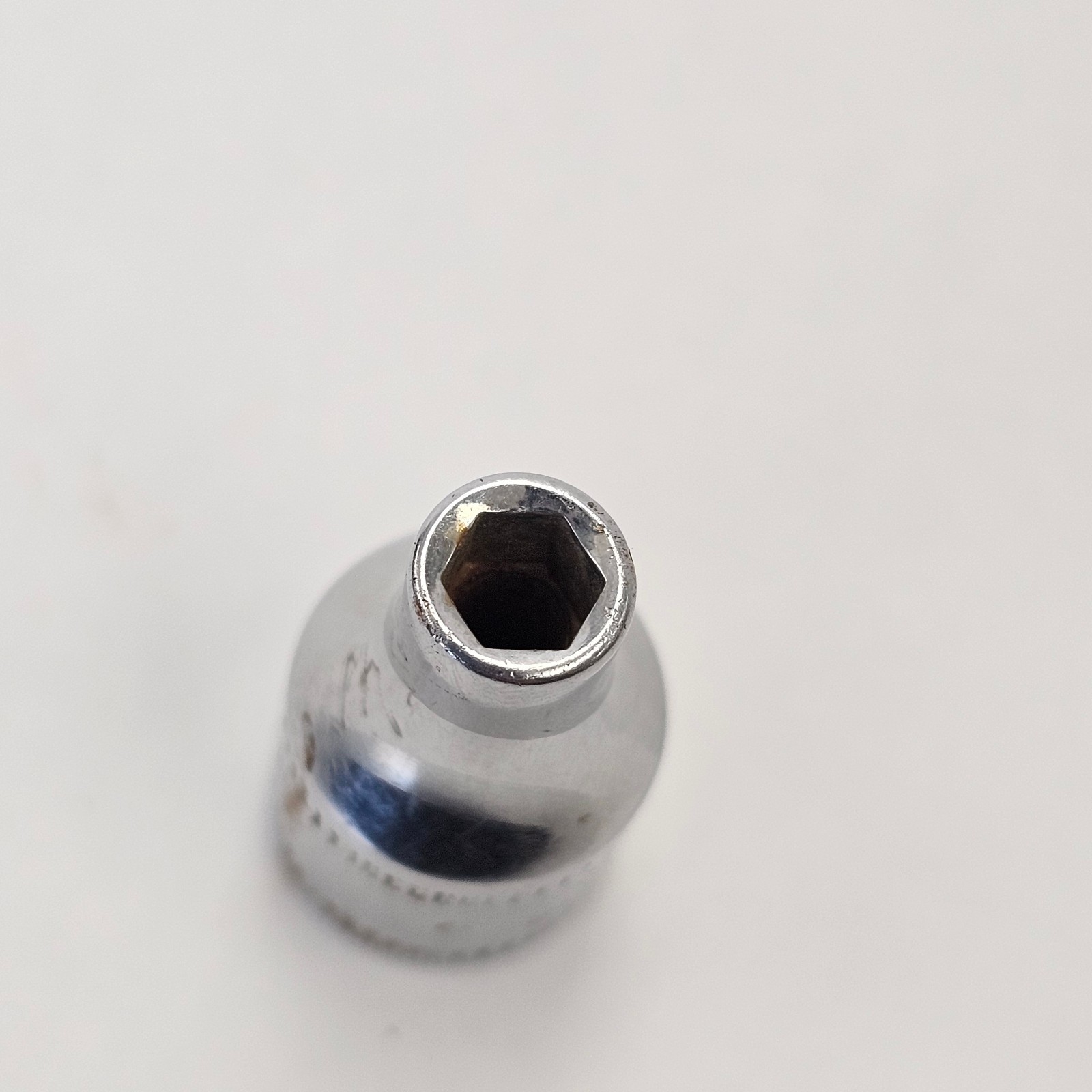 Snap-on Tools TMM4 1/4″ Drive 4mm Metric 6-Point Shallow Chrome Socket USA Snap